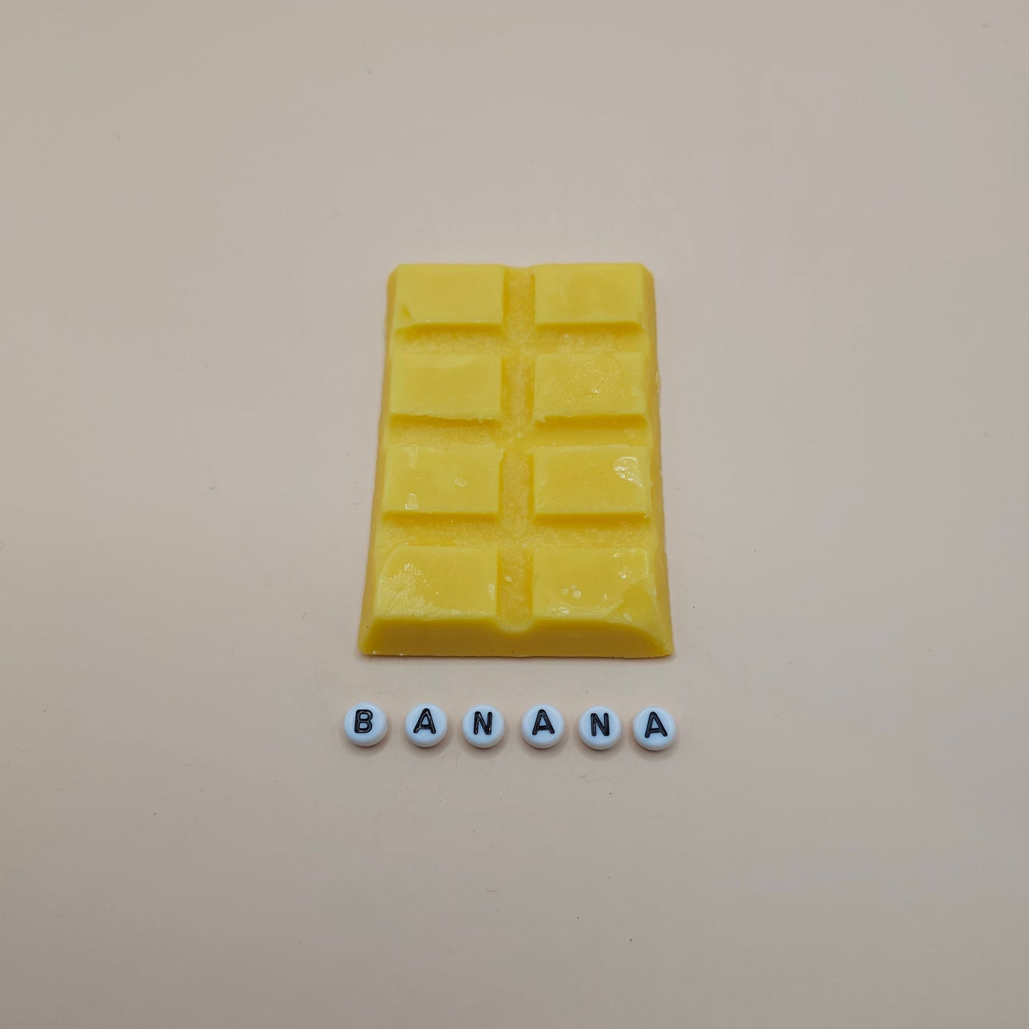 Banana scented snap bar wax melts