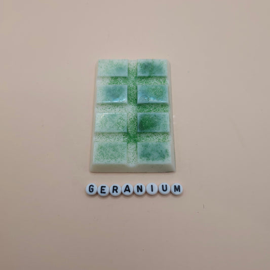 Geranium scented snap bar wax melts